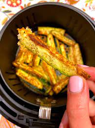 air fryer keto zucchini fries with no