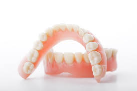 can a broken tooth on a denture be