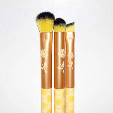 soho disney belle enchanted eyes brush