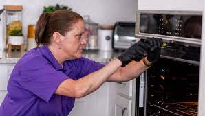 Fast oven and stove repair near you from local pros | Asurion