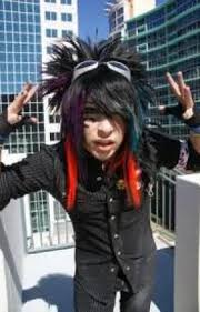 dahvie vanity love story on hold