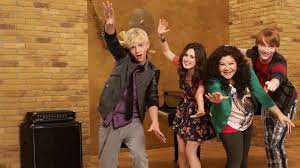 Austin and ally | i love christmas song | disney channel uk hd. Austin Ally From Nostalgic Shows To New Originals 68 Series For Kids To Stream On Disney Popsugar Family Photo 54