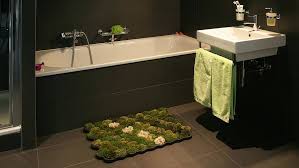 living moss bath mat by nguyen la chanh