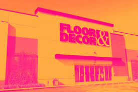 floor and decor nyse fnd misses q2