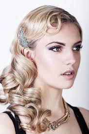 Long hair is more popular than ever. 15 Fantastic Hairstyles For Long Hair Pretty Designs Flapper Hair Long Hair Styles Gatsby Hair