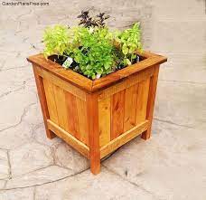 Diy Cedar Planter Box Free Garden