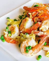 stir fried shrimp eggs and peas stir