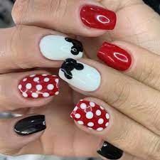 awesome mickey mouse nail designs