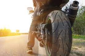 Gemäß einer entscheidung des bundesrats dürfen autofahrer jetzt auch ohne zusätzlichen führerschein motorräder mit 125 ccm fahren. A1 Fuhrerschein Fur 125ccm Motorrader Fahrerlaubnis 2021