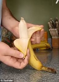 I have always thought that banana's could only be opened that. Have You Spent Your Entire Life Peeling Bananas The Wrong Way Video Demonstrates The Squish Free Monkey Method Upside Down Daily Mail Online