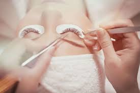 eyelash extension appointment advice