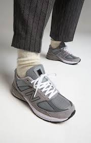 Our athletic footwear goes the distance with you. New Balance Schuhe Bekleidung Offizielle Webseite New Balance