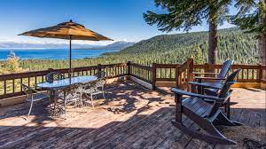 One of tahoe's more popular beaches, due to its soft sand, crystal clear waters, and rocks that are fun to climb on. Lake Tahoe Vacation Rentals And Homes For Rent Vrbo