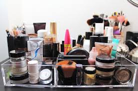 how i organize my makeup essentials