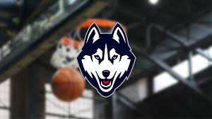 williams helps no 10 uconn top