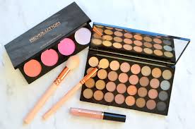 makeup revolution eyeshadow and blush