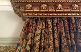 decorative curtain pelmet