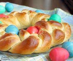 Best easter bread german from easter sweet bread wreath authentic german • best german. Pane Di Pasqua Italian Easter Bread Curious Cuisiniere