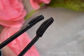 This waterproof mascara has a special lash catcher wand that captures all your lashes, from corner to corner! Review Catrice Eyeconista Mascara Regular And Waterproof Adjusting Beauty