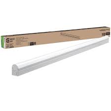 Commercial Electric Plug In Or Direct Wire Power Connection 4 Ft White 4000k Integrated Led Strip Light With Power Cord And Linking Cord 54261141 The Home Depot