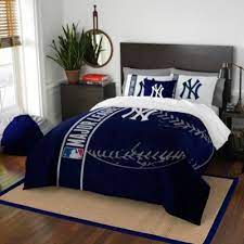 Yankees Embroidered Comforter Set