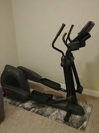elliptical trainer machine life fitness x9 barely used new was 3 500