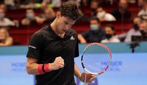 Thiem is already a major force on clay despite being pretty young, and is expected to. Dominic Thiem Fordert Bei Den Atp Finals In London Stefanos Tsitsipas Ein Zuckerl