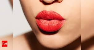 perfect lips with semi permanent makeup