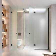 Choosing A Bathroom Shower Screen