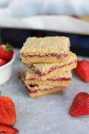 strawberry crumble bars man meets oven