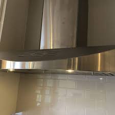 Are Range Hoods Hardwired Or Plug In