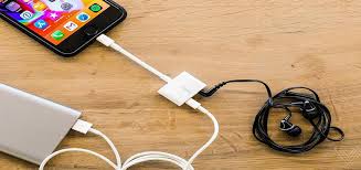 So, here are few tips on how to charge your smartphone and it is recommended that you remove the phone's protective case while charging. Should You Use Earphone While Charging It Arkartech
