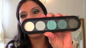 blue eyeshadow palette tutorial