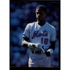 Card fronts have a white border that is complimented by a thin inner frame that is based on team colors. Mlb Darryl Strawberry Signed Trading Cards Collectible Darryl Strawberry Signed Trading Cards Www Steinersports Com