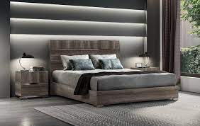 super king bedframe by status of italy