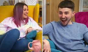 Gogglebox's pete and sophie sandiford have won over viewers thanks to their close relationship and witty remarks. Pete Sophie Sandiford Gogglebox S Brother Sister S Ages Instagrams Are They Capital
