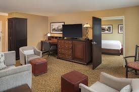 hotel rooms in gatlinburg luxurious