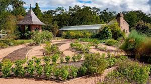 Creating Lovable Community Gardens