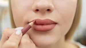 the makeup artist hack for fuller lips