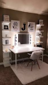 When you need small bathroom vanity ideas, start with a corner vanity. 35 Beautiful Makeup Vanity Ideas For Creative Juice