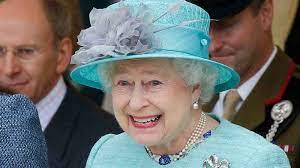 Veja mais ideias sobre rainha elizabeth, rainha, rainha elizabeth ii. Rainha Elizabeth Ii Participa De Sua Primeira Videochamada Aos 94 Anos