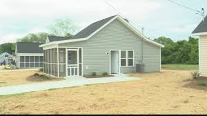 warner robins unveils 13 tiny homes for