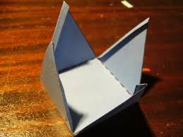 como fazer uma pirâmide de papel 8 pos