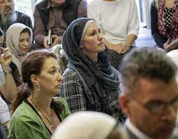 The German Mosque That Attracts Women Imams, Gays, and Death Threats |  Pulitzer Center