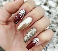 How to do the transverse or diagonal french: 65 Best Christmas Nail Art Ideas For 2020 For Creative Juice