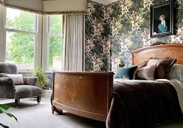 22 victorian bedroom ideas that feel