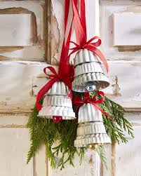30 best diy christmas door decorations
