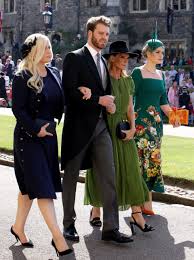 Lady kitty spencer, a famous niece of princess diana, married prominent fashion businessman michael lewis over the weekend. Who Is Lady Eliza Spencer And Her Twin Sister Lady Amelia Spencer Metro News