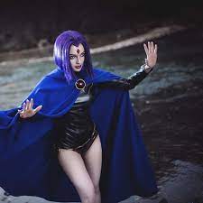 Raven costume cape