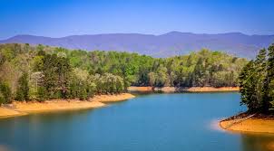 best lakes in north carolina mountains